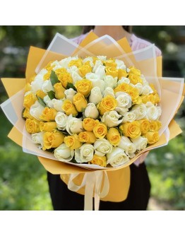 101 желтая и белая роза