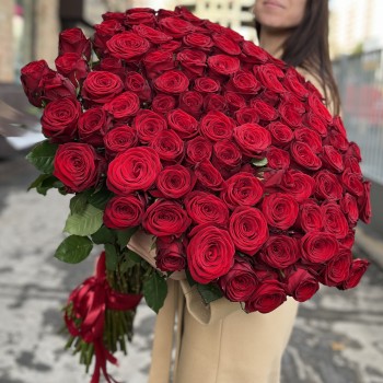 Красные розы — язык чувств, не требующий перевода