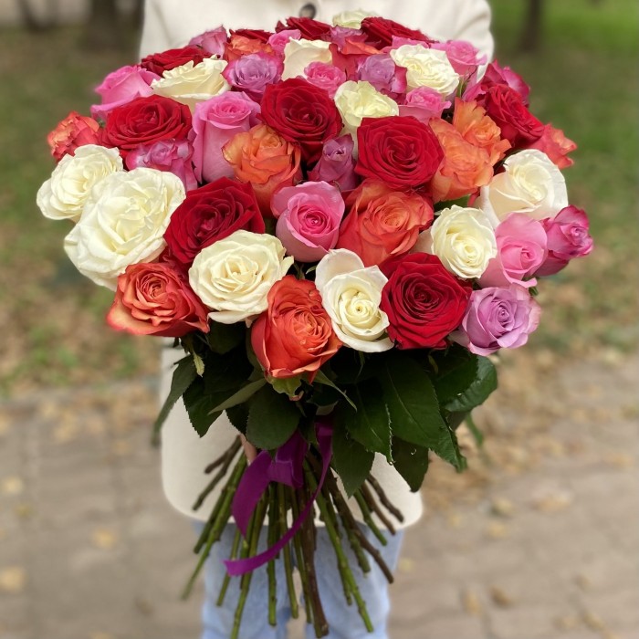 Микс из 51 розы 60 см Летние краски