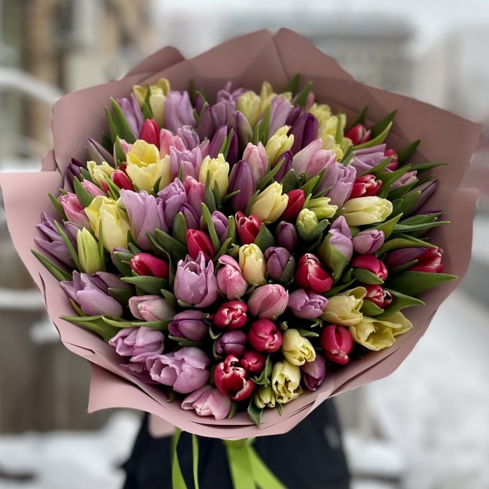 101 тюльпан микс пастельных оттенков