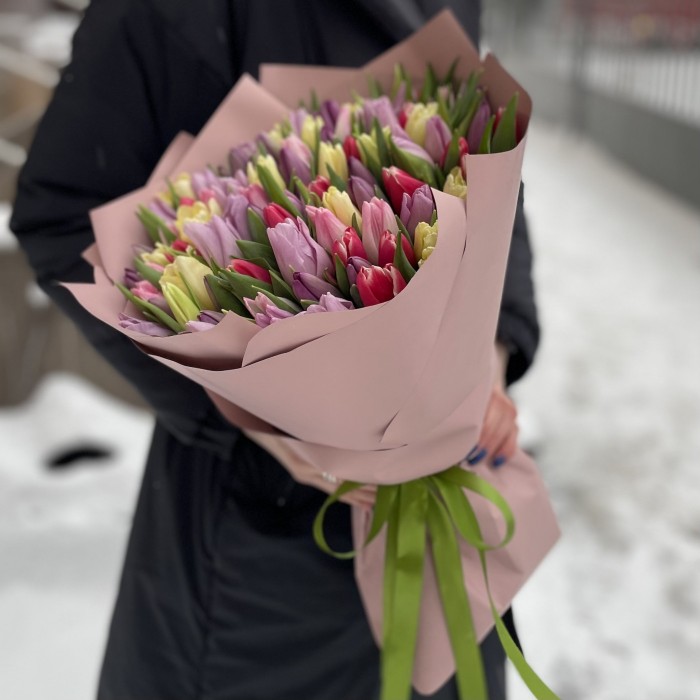 101 тюльпан микс пастельных оттенков