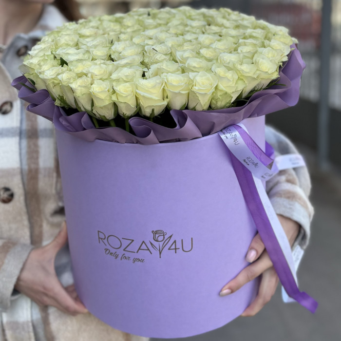 101 белая роза в шляпной коробке