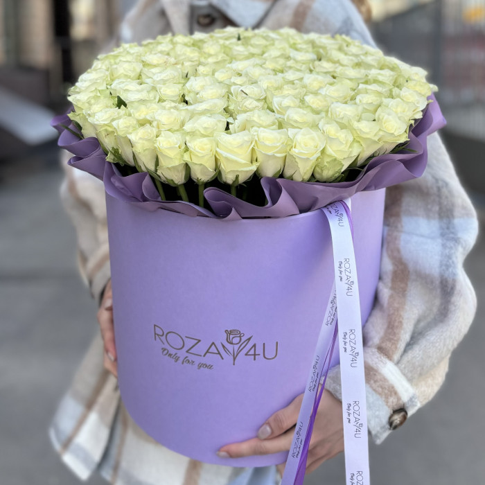 101 белая роза в шляпной коробке