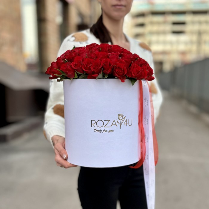 101 красная роза в коробке
