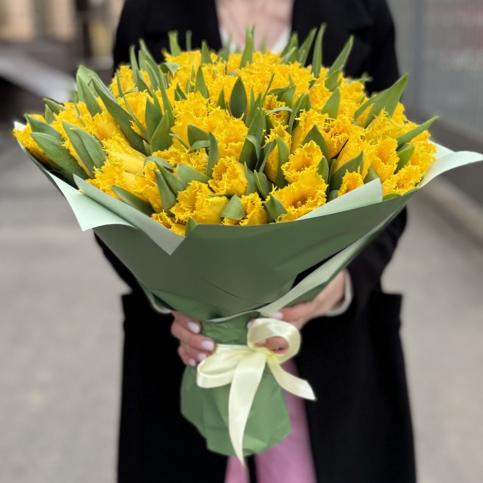101 махровый желтый тюльпан