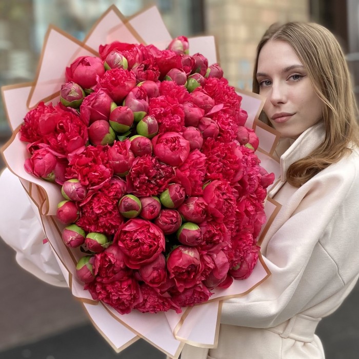 101 малиновый пион Перфоманс