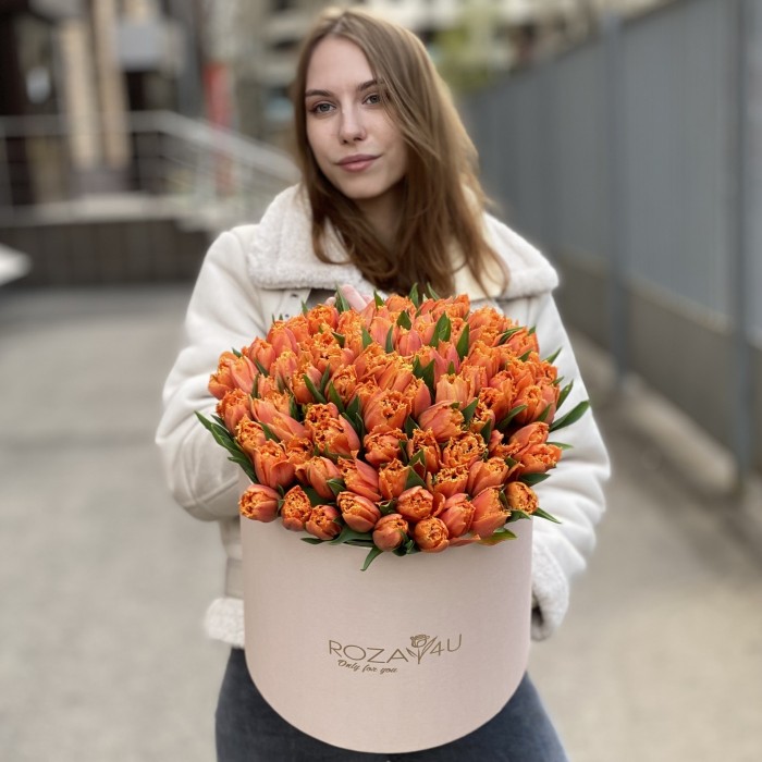 101 оранжевый махровый тюльпан Оранж пэшн в коробке