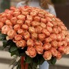 101 пионовидная роза Кахала 60 см