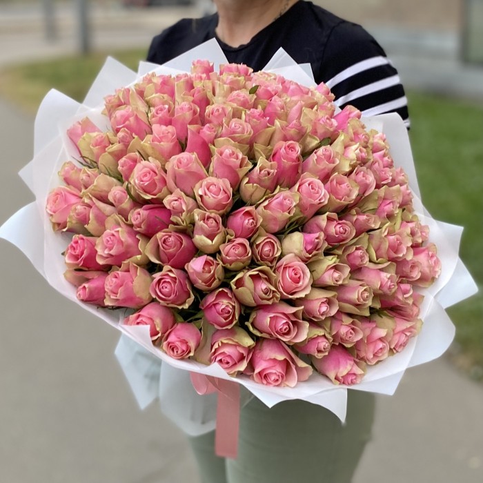 101 розово-зеленая роза Бел-роз