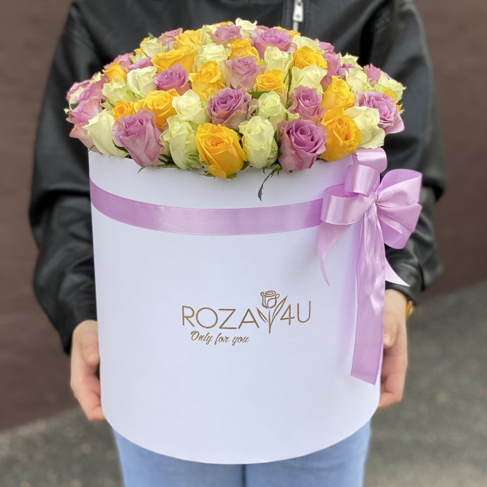 101 роза Летний микс в шляпной коробке