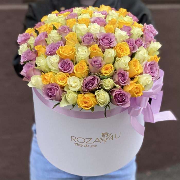 101 роза Летний микс в шляпной коробке