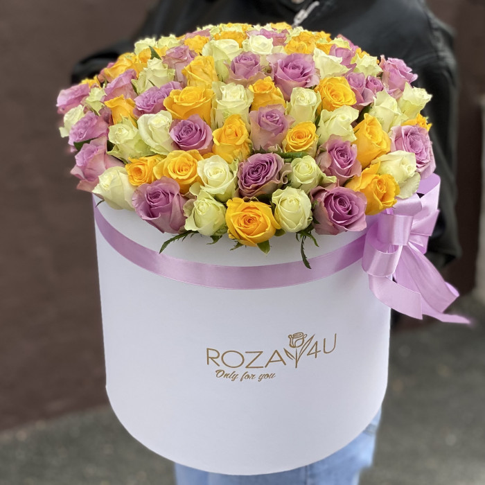 101 роза Летний микс в шляпной коробке