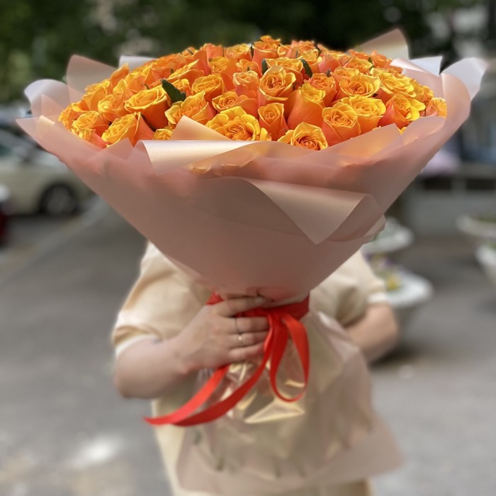 101 оранжевая роза Бермуда