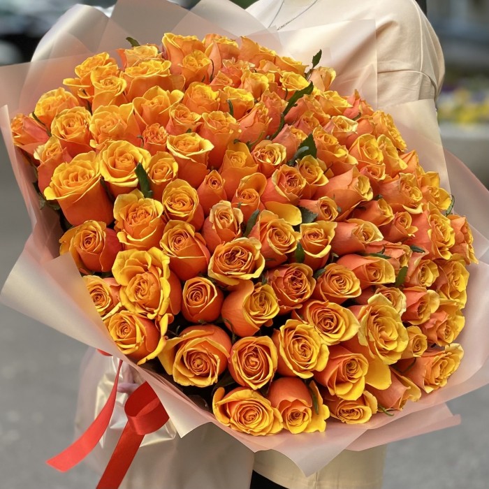 101 оранжевая роза Бермуда