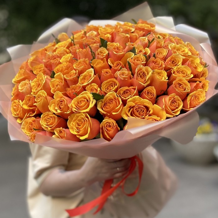 101 оранжевая роза Бермуда