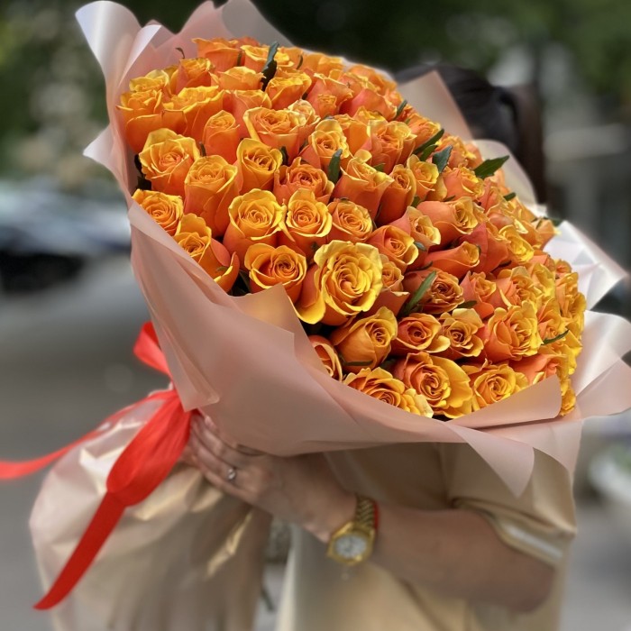 101 оранжевая роза Бермуда