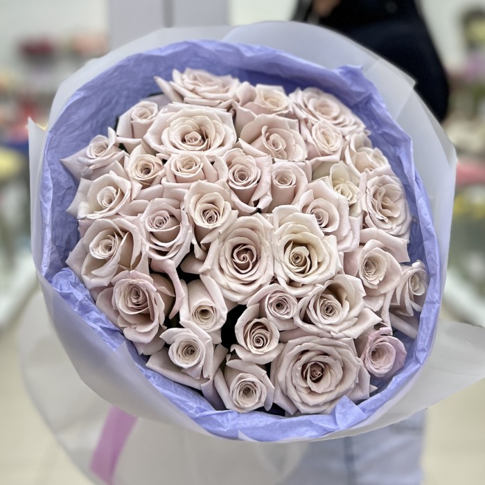 35 роз Мента