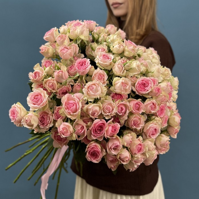 Кустовая роза Динара 60 см