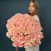 101 розовая роза Новия 70 см