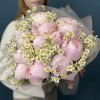 11 пионов Ангел чикс с ромашками