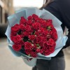 19 кустовых роз Велвет Блоссом 40 см
