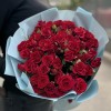 19 кустовых роз Велвет Блоссом 40 см