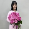 15 сиреневых роз Куинс Краун 60 см