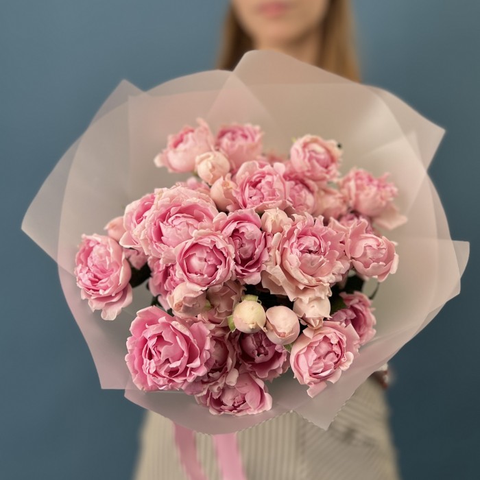 11 кустовых сиреневых роз Кэнди Флоу 40 см