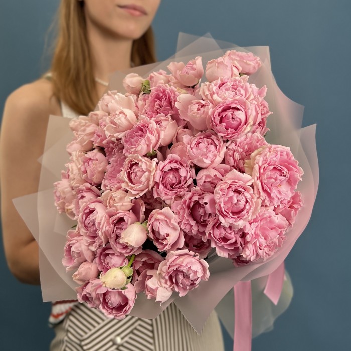 25 кустовых сиреневых роз Кэнди Флоу 40 см