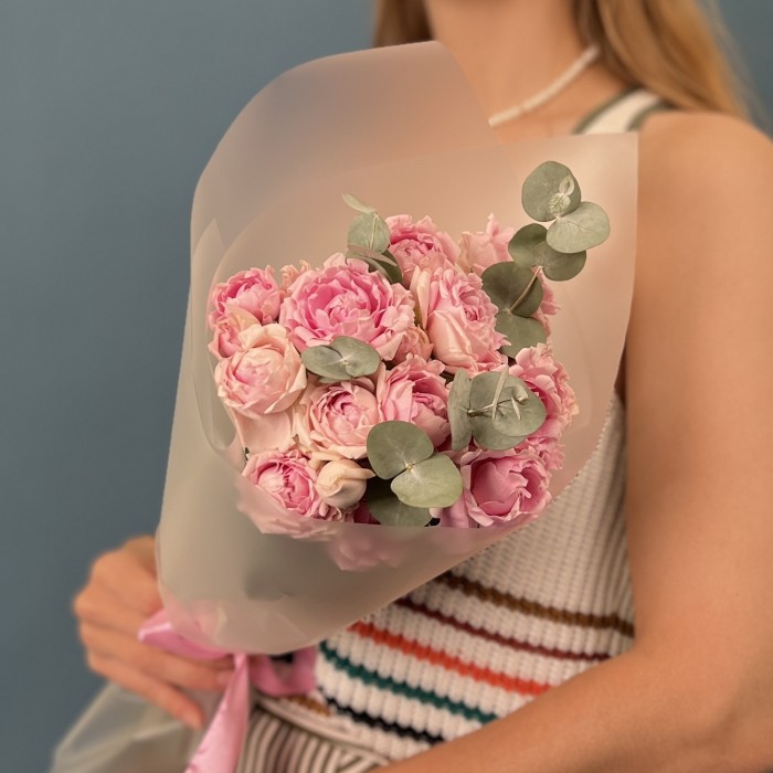 5 кустовых розовых роз Кэнди Флоу 40 см