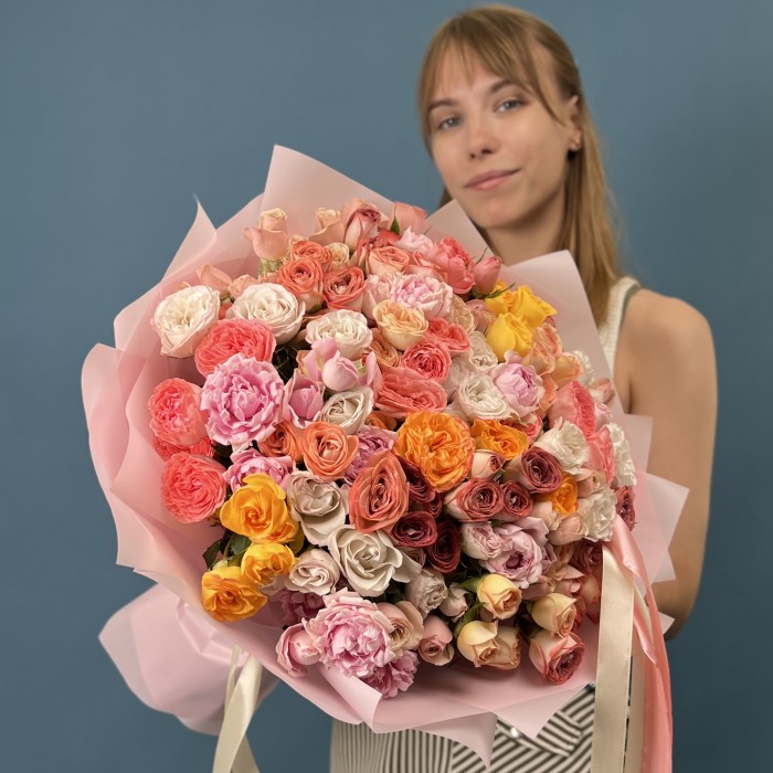 51 кустовая роза микс 40 см