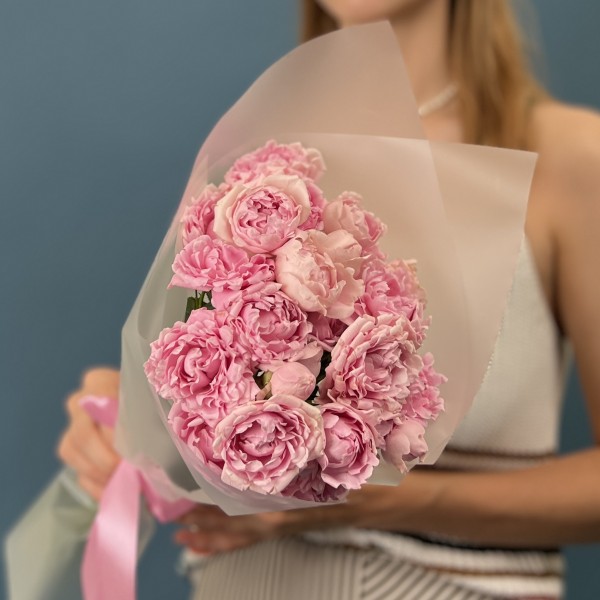 7 кустовых пионовидных роз Кэнди Флоу 40 см