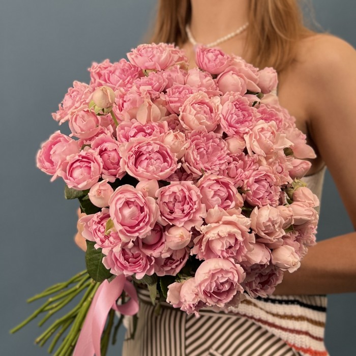 Кустовая сиреневая роза Кэнди Флоу 40 см