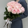 15 розовых роз Новия 70 см