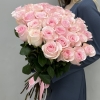 35 розовых роз Новия 70 см