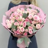 15 кустовых роз Гуд Муд 40 см с эвкалиптом