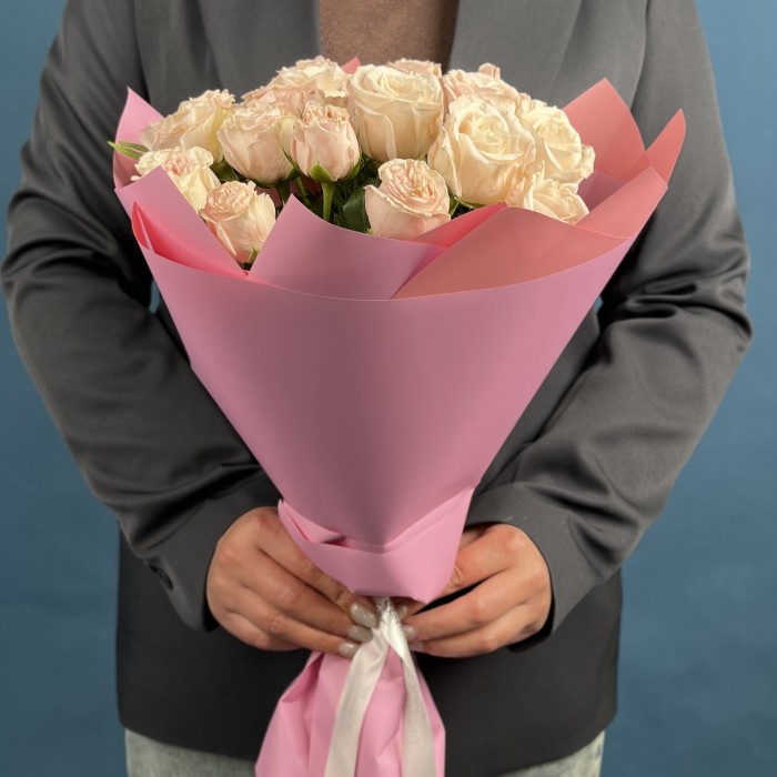 5 кустовых пионовидных роз розовый бомбастик 40 см