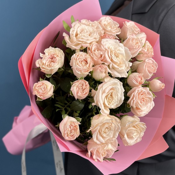 5 кустовых пионовидных роз розовый бомбастик 40 см