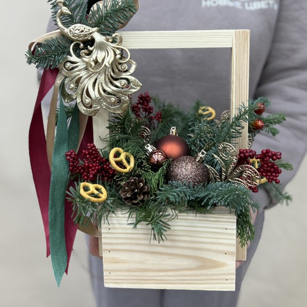 Букет дня в деревянном ящике Очарование