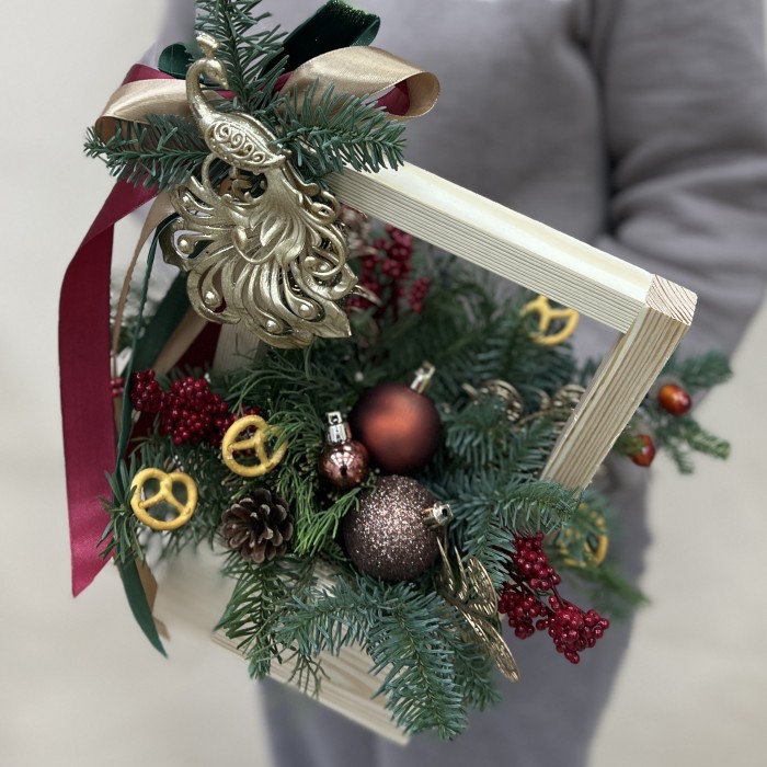 Букет дня в деревянном ящике Очарование