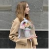 11 нежных роз mix в сумочке
