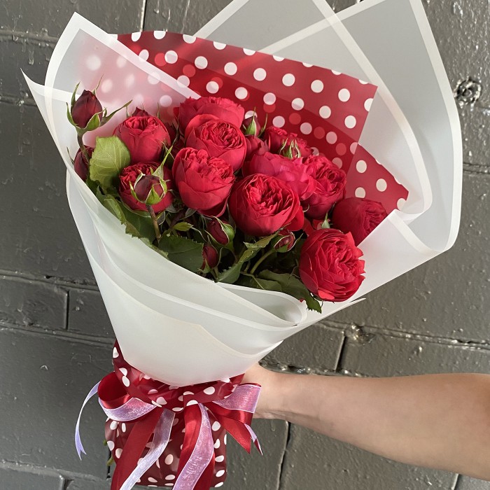 Как выбрать букет на свадьбу в подарок молодоженам