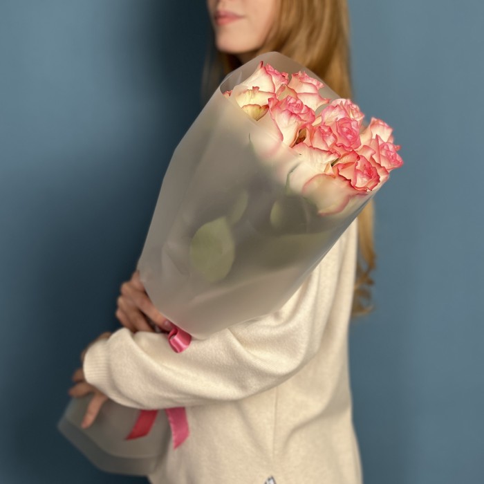 11 роз Джумилия 60 см