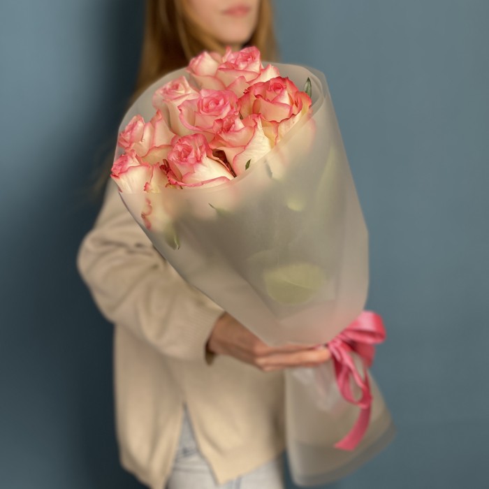 11 роз Джумилия 60 см