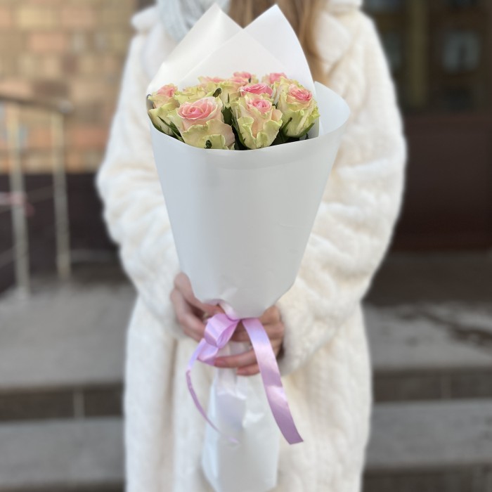 11 роз Топ-гир 50 см