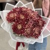 11 бордовых хризантем
