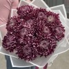 11 фиолетовых хризантем