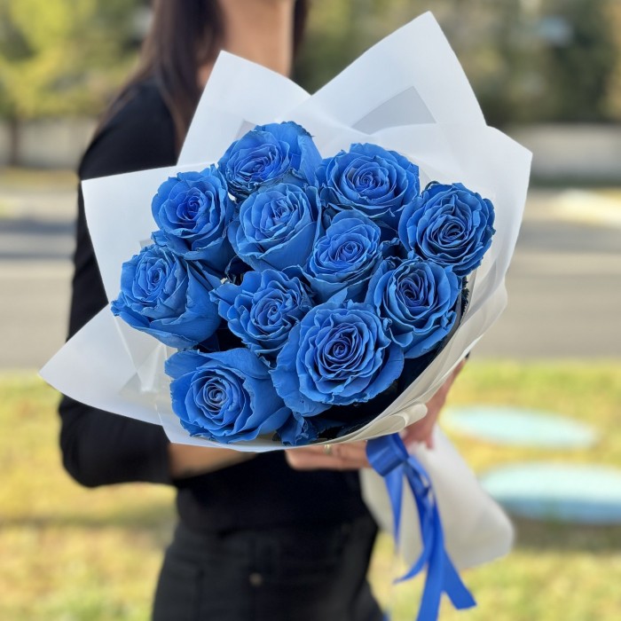 11 голубых роз Бэби Блю
