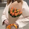 11 оранжевых махровых тюльпанов Оранж пэшн