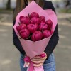 11 пионов Вайт Кеп